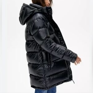 Super Puff Mid black liquid shine size medium